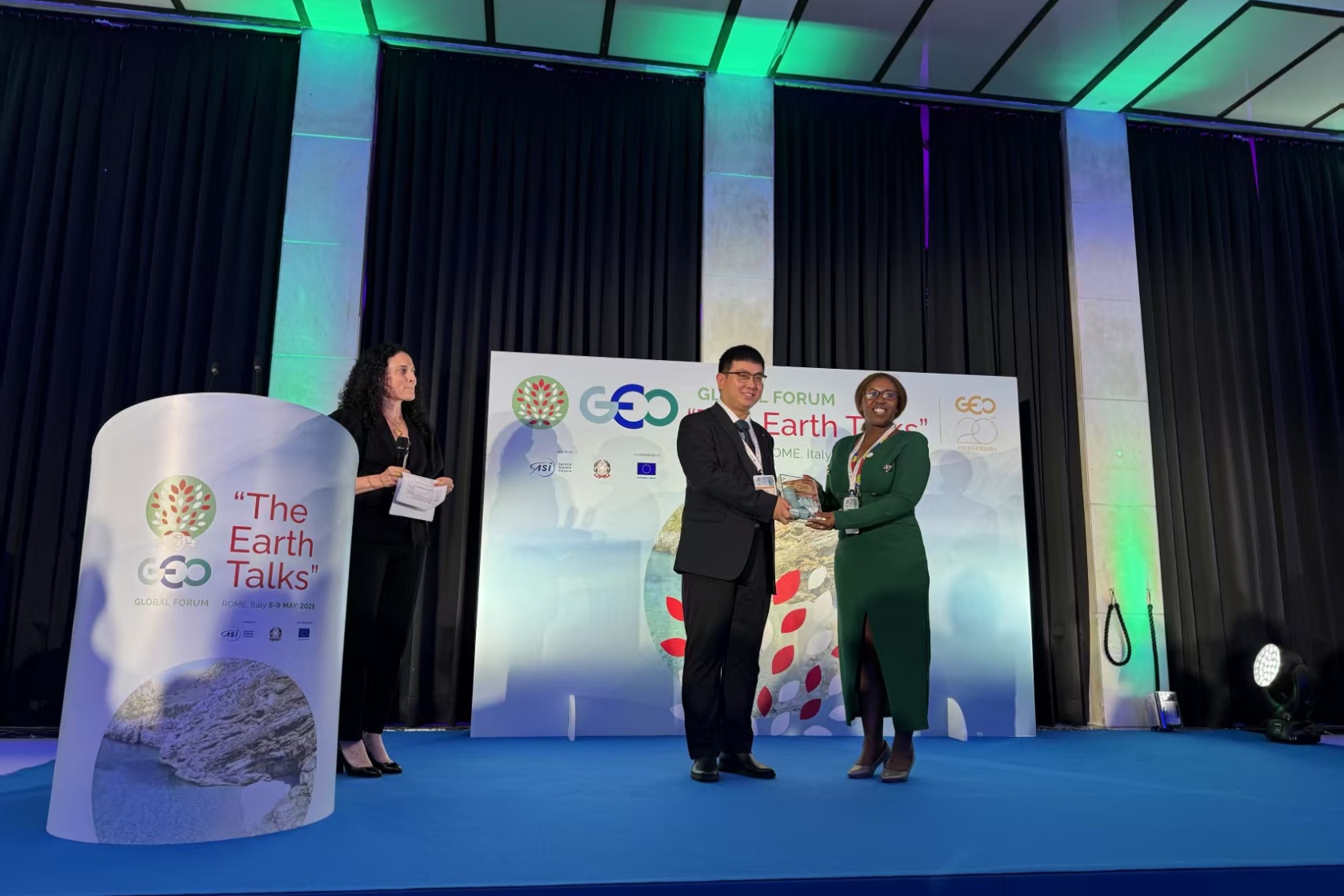 Chinese Scientist Receives GEO Emerging Leader Award for Advances in Crop Pest and Disease Monitoring and Forecasting